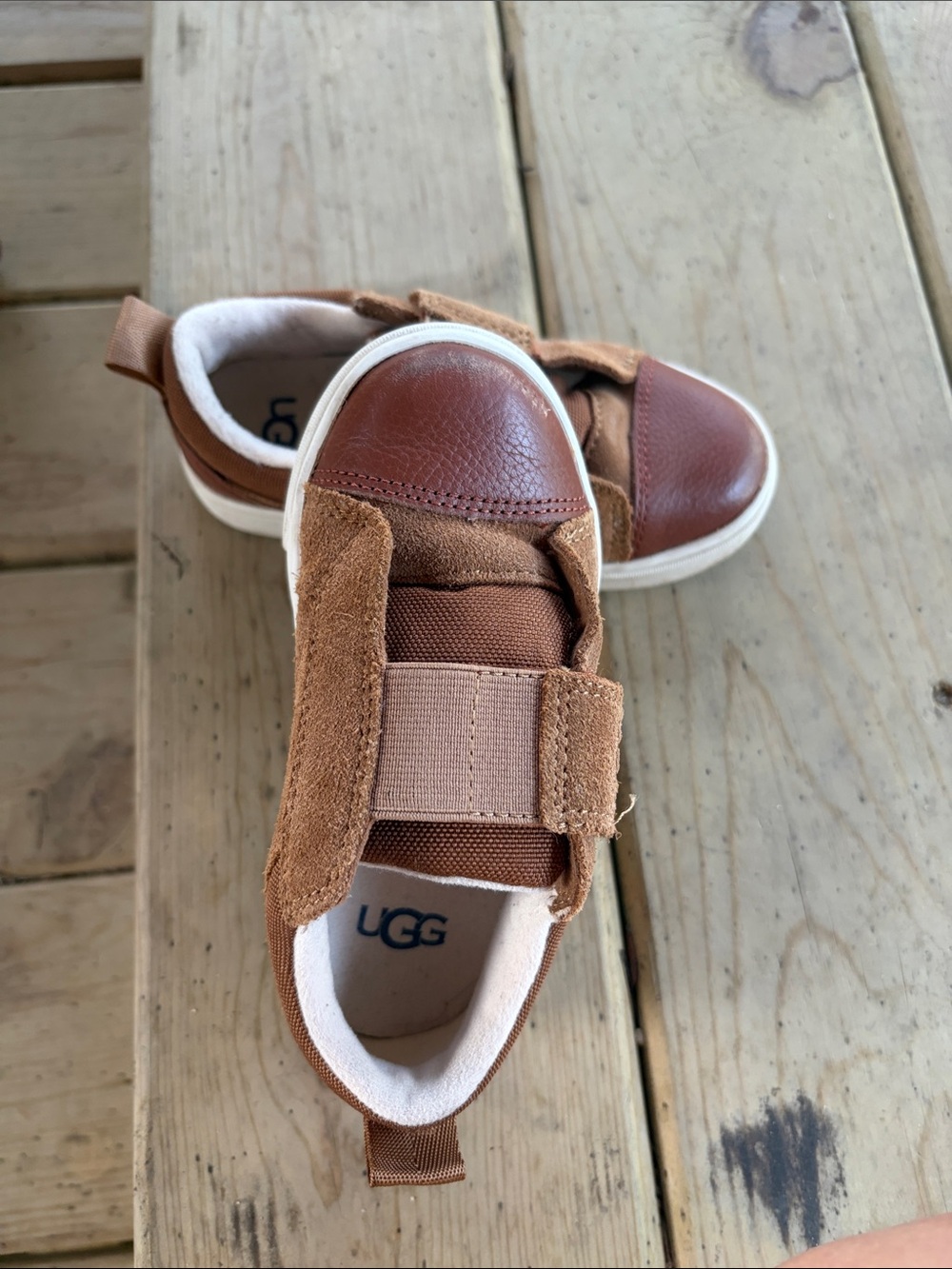 UGG Kids Tan & Brown Leather Suede Velcro Sneakers